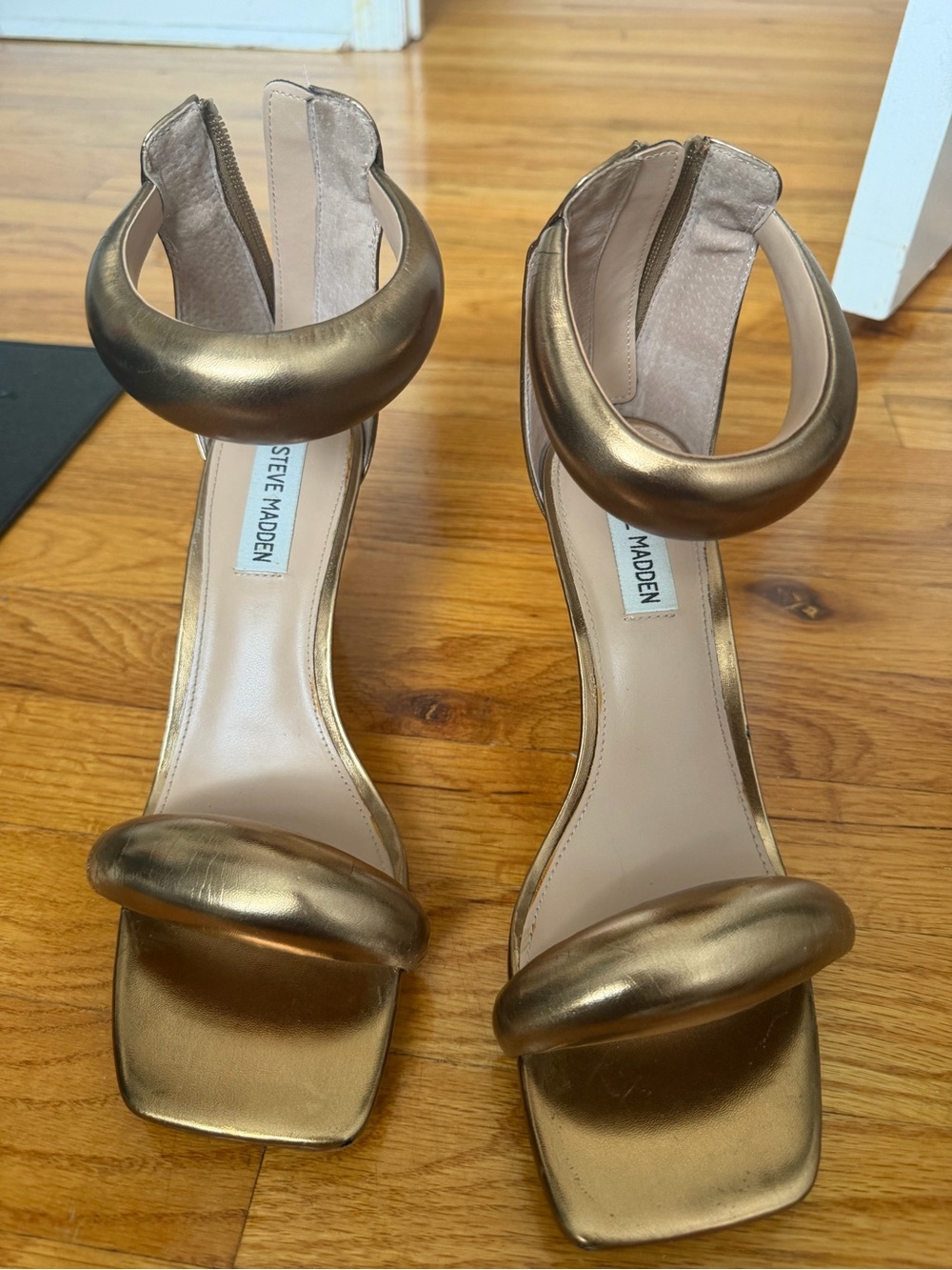 Steve Madden Metallic Gold Ring-Strap Block Heel Sandals
